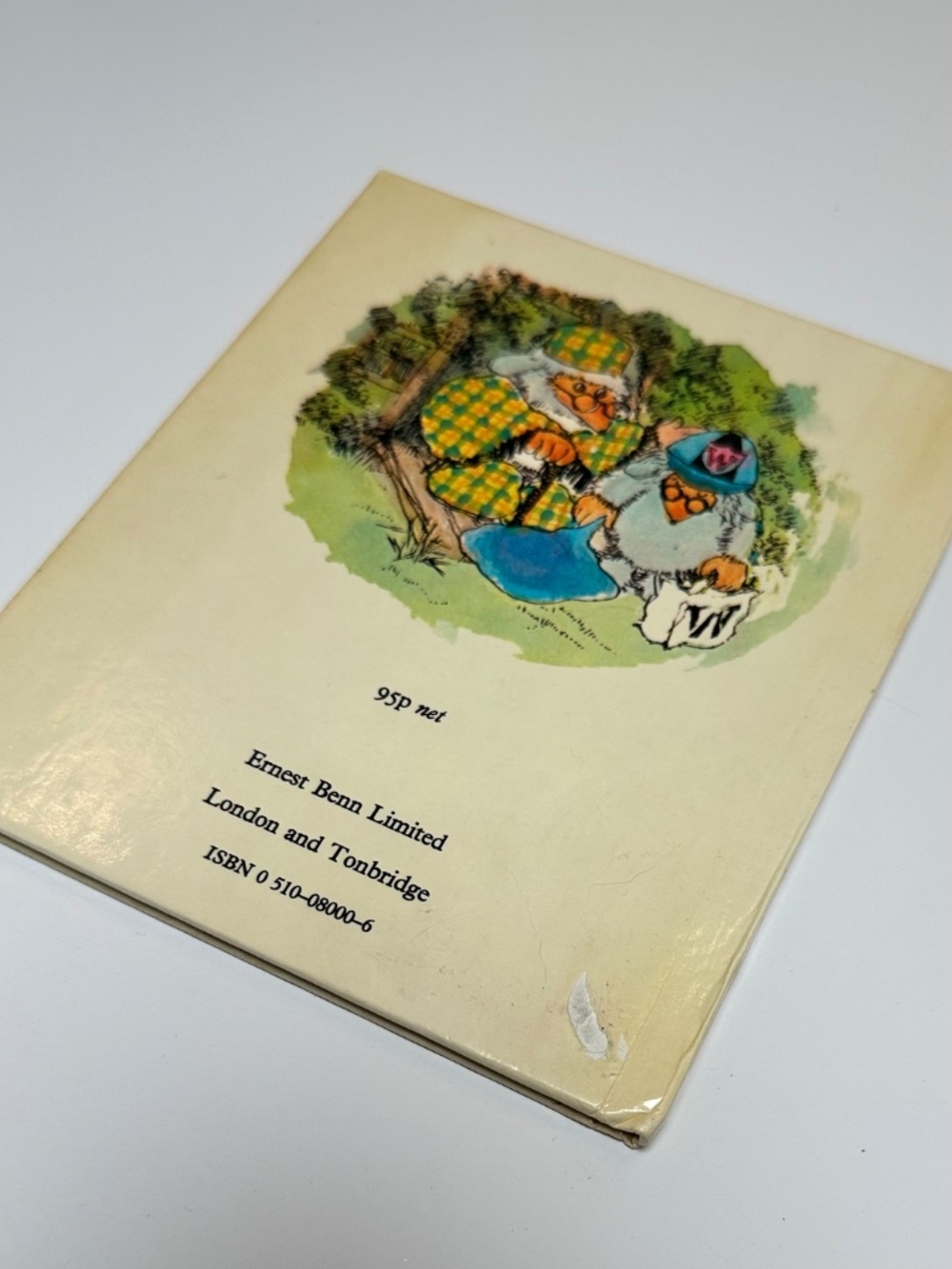 Vintage 1975 Wellington and the Blue Balloon Book - Picture 9 of 10